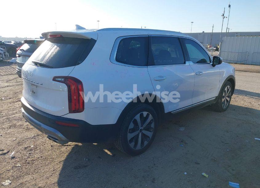Photo 4 of 2022 Kia Telluride EX (VIN 5XYP34HC6NG290855)