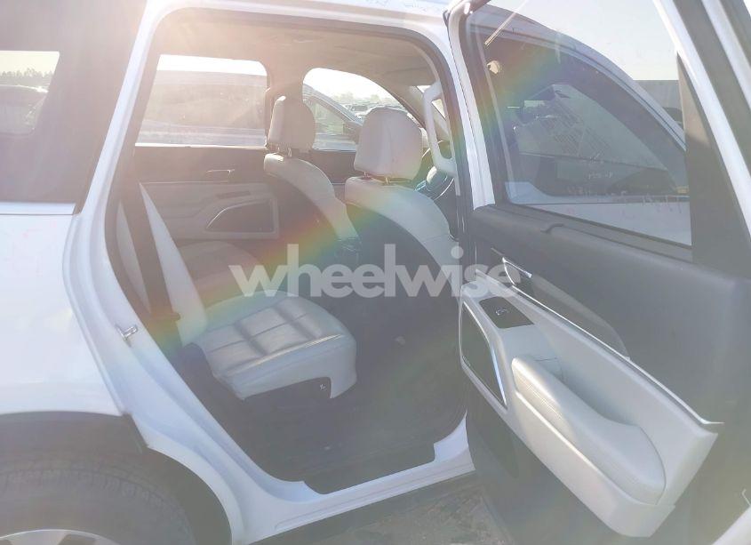 Photo 8 of 2022 Kia Telluride EX (VIN 5XYP34HC6NG290855)
