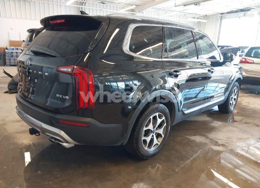 Photo 4 of 2020 Kia Telluride EX (VIN 5XYP34HC7LG038576)