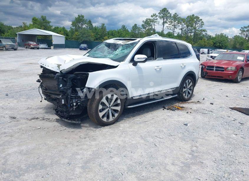 Photo 2 of 2020 Kia Telluride EX (VIN 5XYP34HC7LG074039)