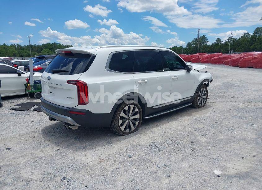 Photo 4 of 2020 Kia Telluride EX (VIN 5XYP34HC7LG074039)