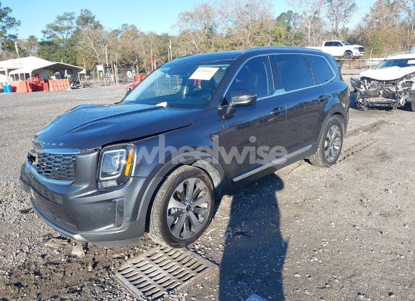 Photo 2 of 2020 Kia Telluride EX (VIN 5XYP34HC8LG092131)