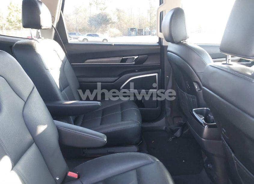 Photo 8 of 2020 Kia Telluride EX (VIN 5XYP34HC8LG092131)