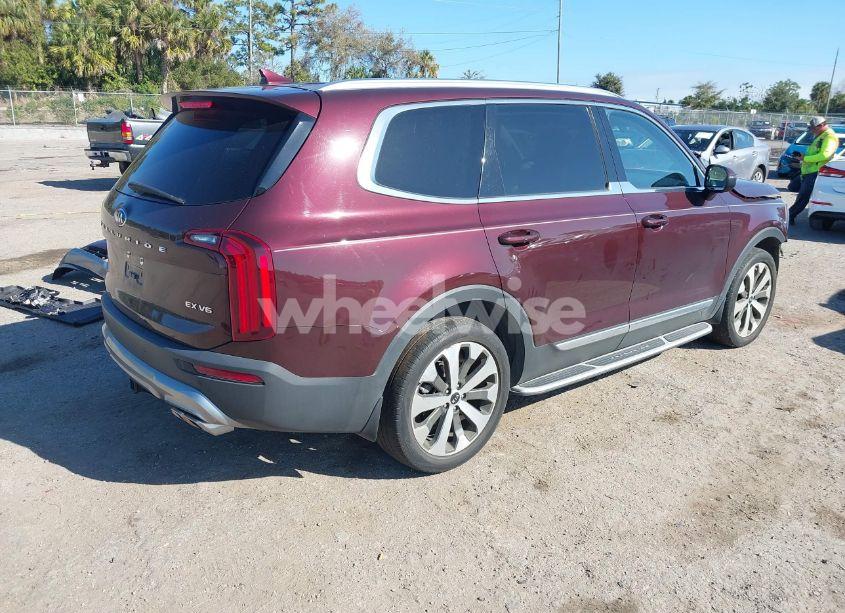 Photo 4 of 2021 Kia Telluride EX (VIN 5XYP34HC8MG112735)