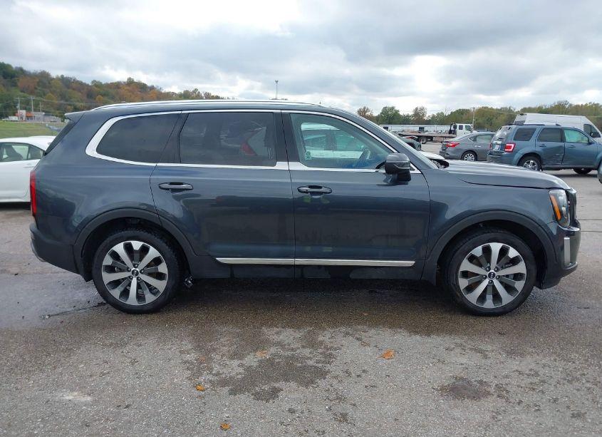 Photo 13 of 2021 Kia Telluride EX (VIN 5XYP34HC8MG148991)