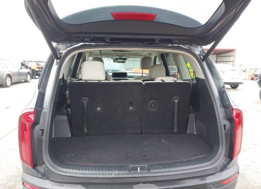 Photo 17 of 2021 Kia Telluride EX (VIN 5XYP34HC8MG148991)