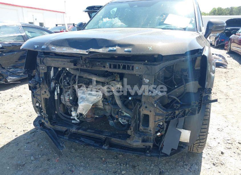 Photo 6 of 2022 Kia Telluride EX (VIN 5XYP34HC8NG219771)