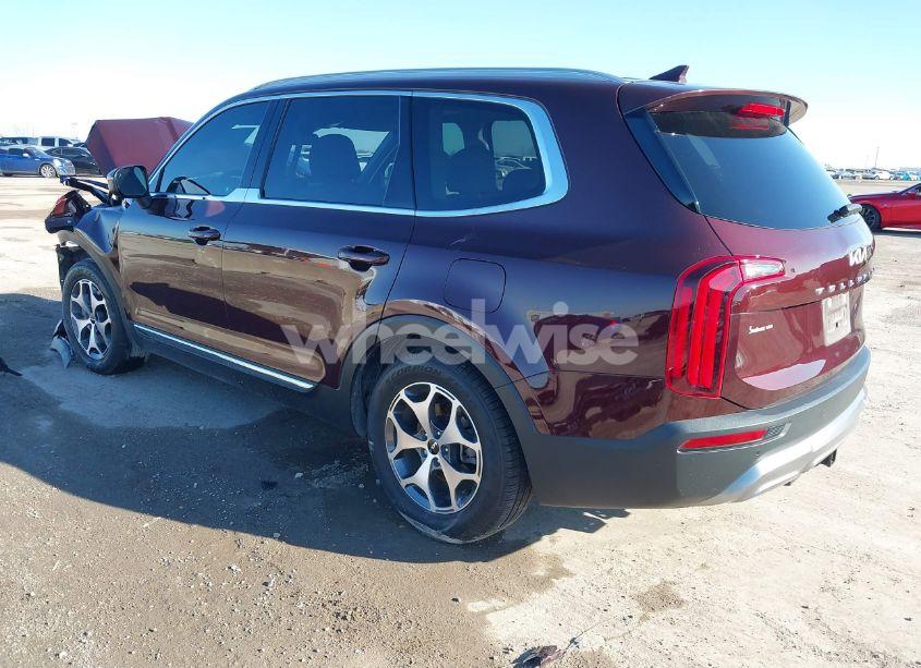 Photo 3 of 2022 Kia Telluride EX (VIN 5XYP34HC8NG265696)