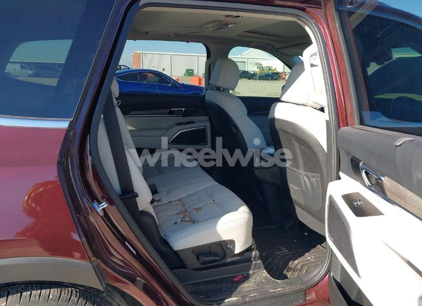 Photo 8 of 2022 Kia Telluride EX (VIN 5XYP34HC8NG265696)