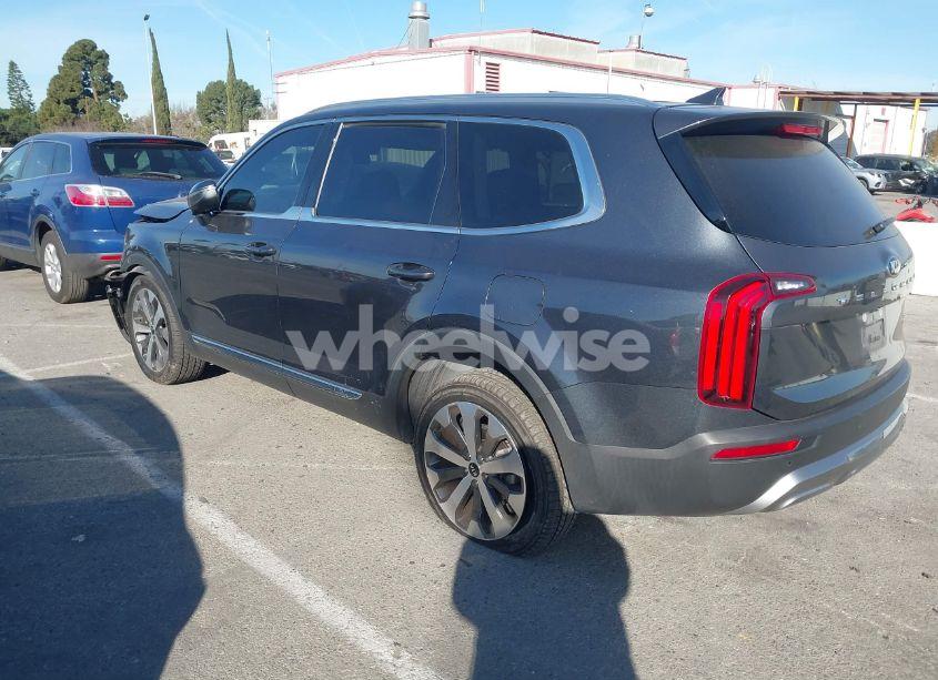 Photo 3 of 2021 Kia Telluride EX (VIN 5XYP34HC9MG156033)