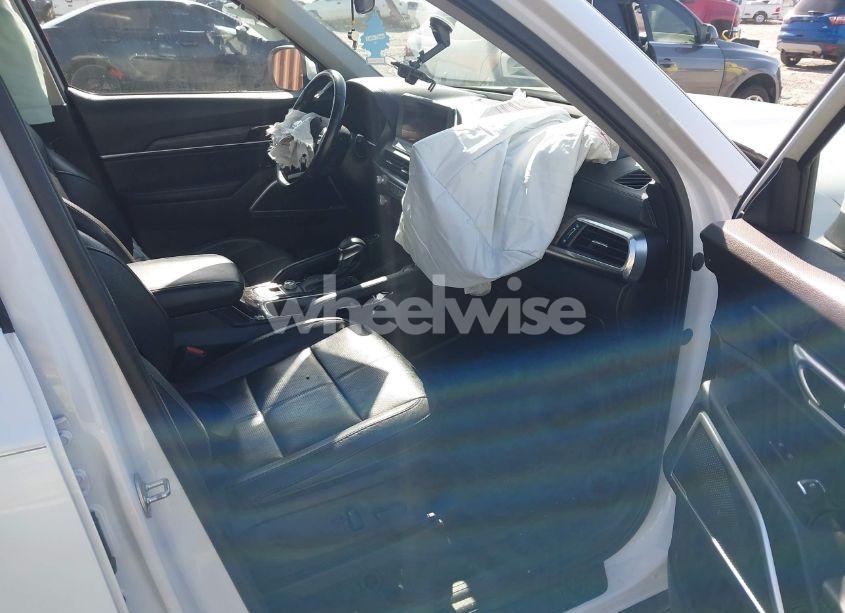 Photo 5 of 2020 Kia Telluride EX (VIN 5XYP34HCXLG071376)