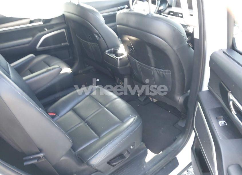 Photo 8 of 2020 Kia Telluride EX (VIN 5XYP34HCXLG071376)