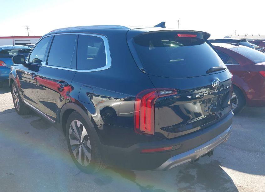 Photo 3 of 2020 Kia Telluride EX (VIN 5XYP34HCXLG090803)