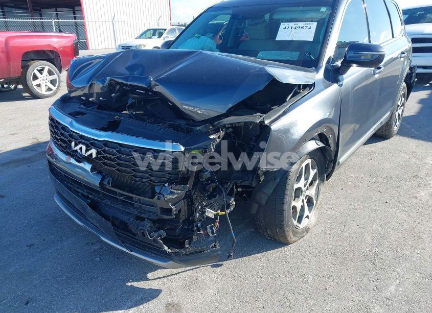 Photo 6 of 2022 Kia Telluride EX (VIN 5XYP34HCXNG240153)