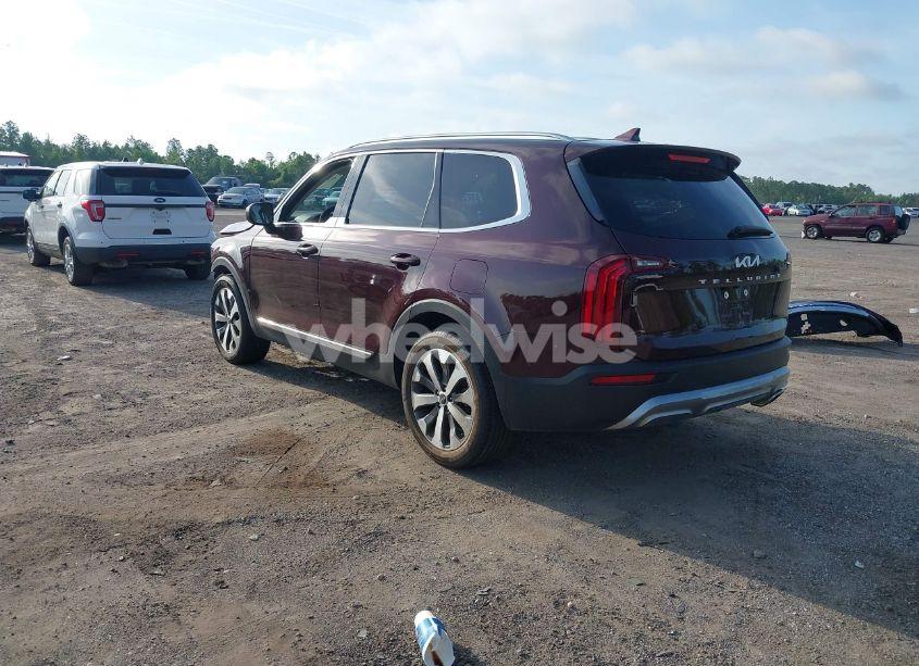 Photo 3 of 2022 Kia Telluride EX (VIN 5XYP34HCXNG263769)