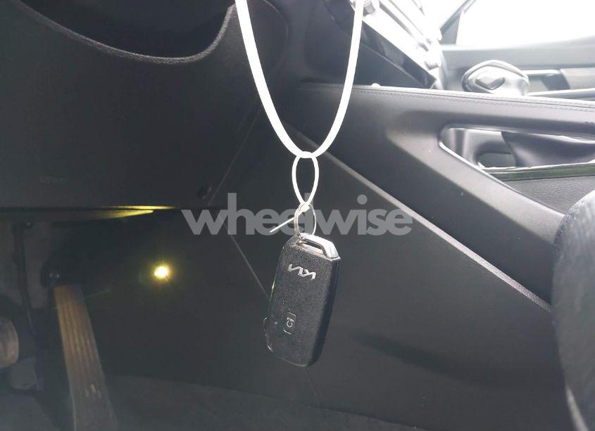 Photo 11 of 2022 Kia Telluride EX (VIN 5XYP34HCXNG275288)