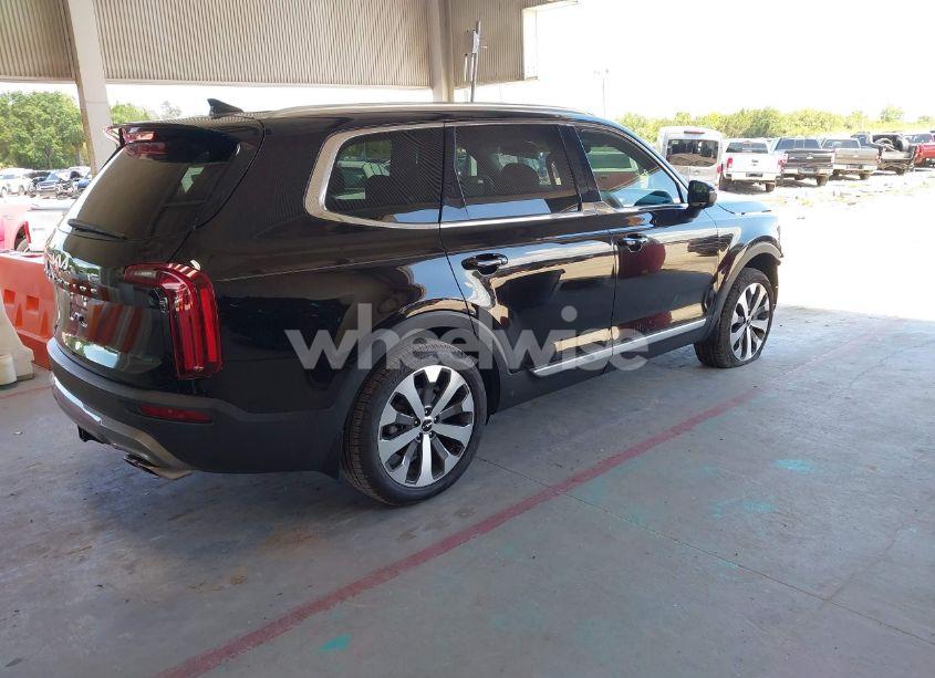 Photo 4 of 2022 Kia Telluride EX (VIN 5XYP34HCXNG314378)