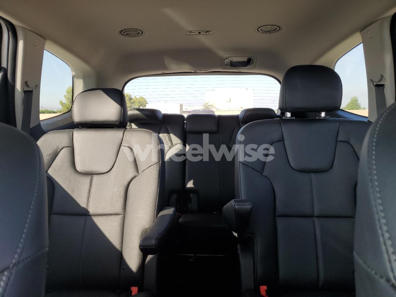 Photo 10 of 2024 KIA TELLURIDE EX (VIN 5XYP3DGC0RG556670)