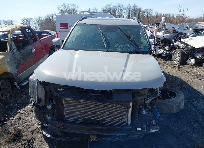 Photo 12 of 2024 Kia Telluride EX X-LINE (VIN 5XYP3DGC1RG418796)