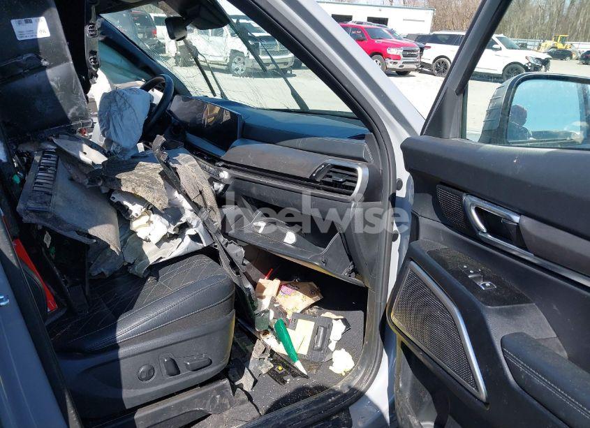 Photo 5 of 2024 Kia Telluride EX X-LINE (VIN 5XYP3DGC1RG418796)