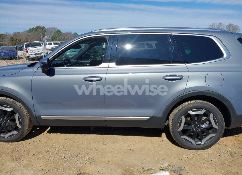 Photo 14 of 2024 Kia Telluride EX (VIN 5XYP3DGC1RG492199)