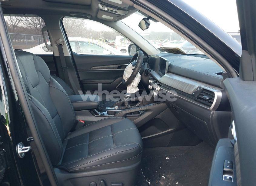 Photo 5 of 2024 Kia Telluride EX (VIN 5XYP3DGC2RG508331)