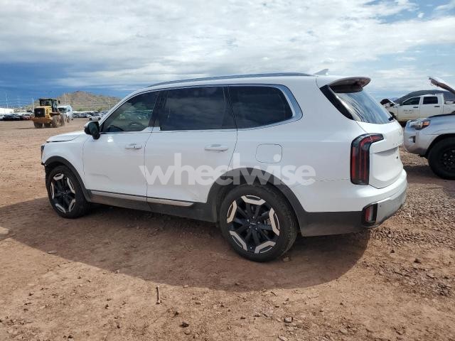 Photo 3 of 2024 KIA TELLURIDE EX (VIN 5XYP3DGC4RG522425)