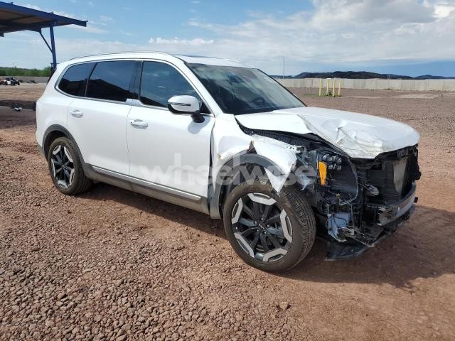 Photo 4 of 2024 KIA TELLURIDE EX (VIN 5XYP3DGC4RG522425)