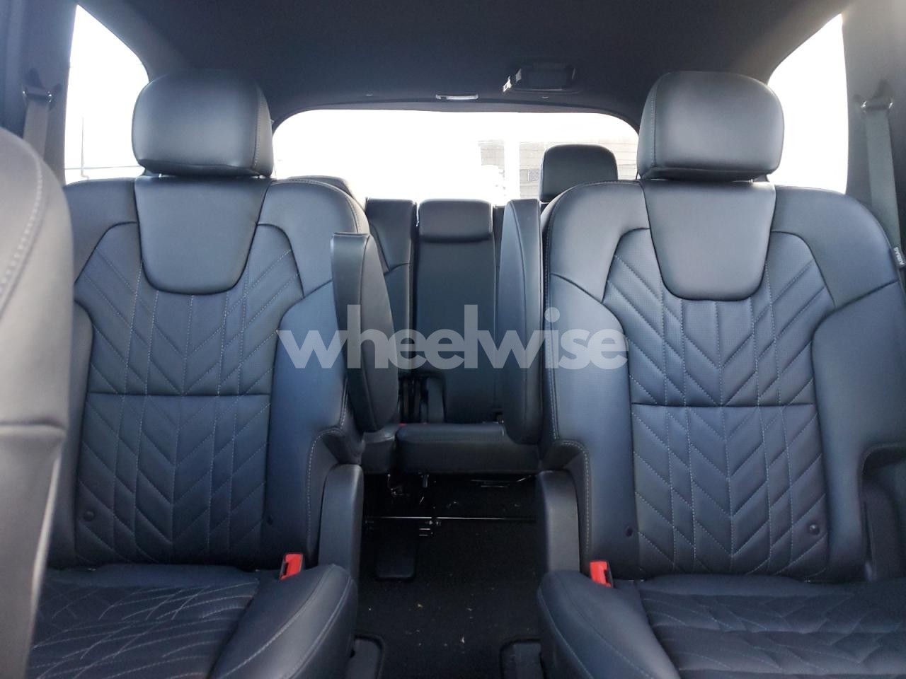 Photo 10 of 2024 KIA TELLURIDE EX (VIN 5XYP3DGC5RG475521)