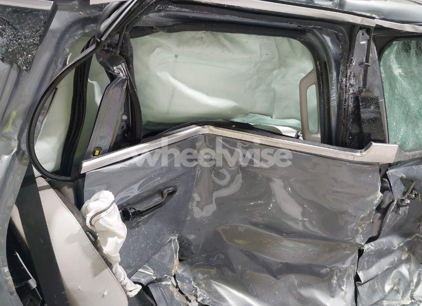 Photo 8 of 2023 Kia Telluride EX (VIN 5XYP3DGC6PG376753)