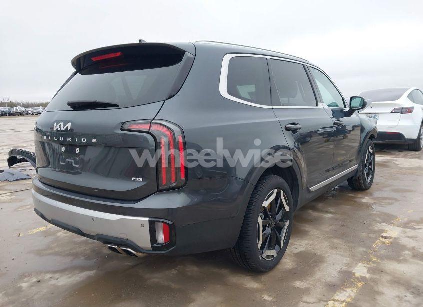 Photo 4 of 2024 Kia Telluride EX (VIN 5XYP3DGC7RG511872)