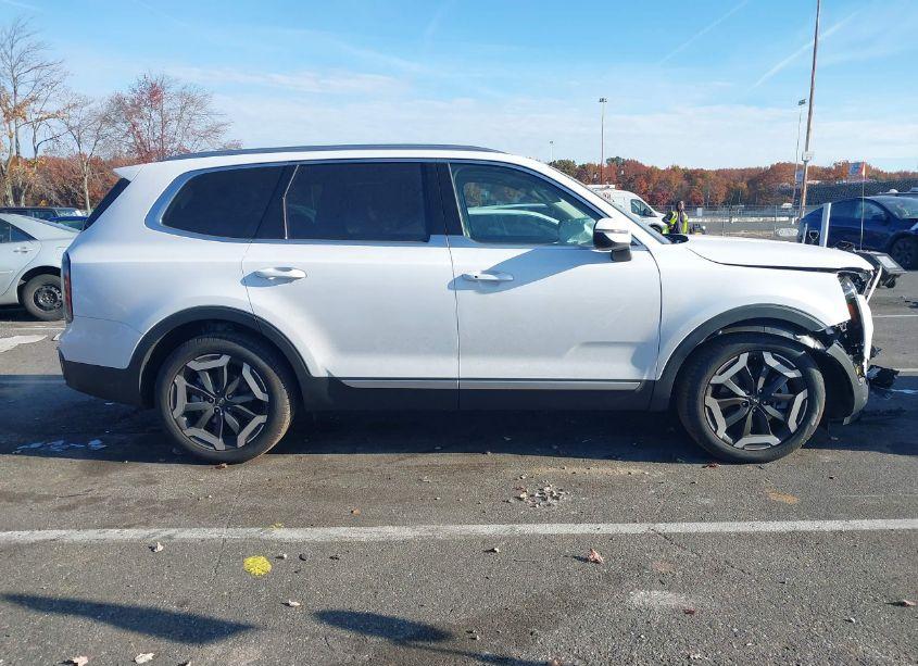 Photo 13 of 2024 Kia Telluride EX (VIN 5XYP3DGC7RG544757)