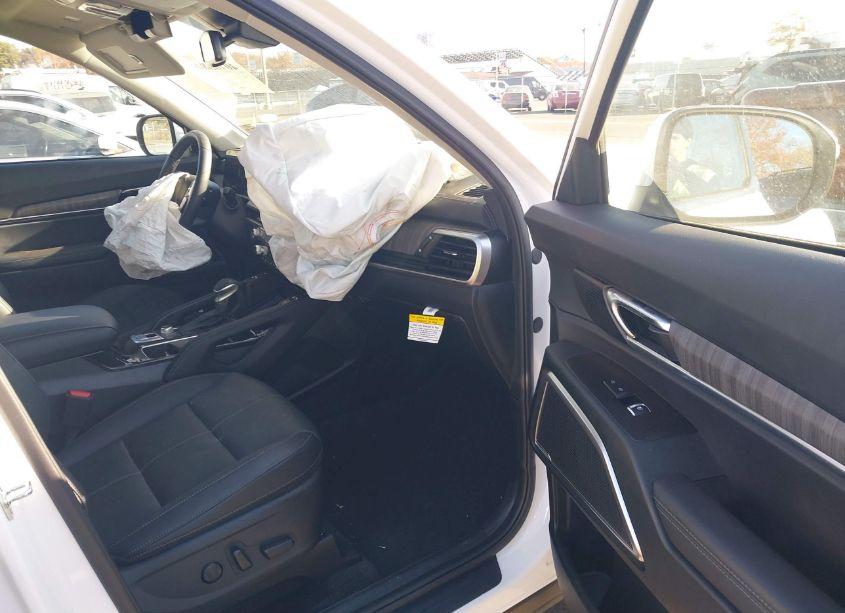 Photo 5 of 2024 Kia Telluride EX (VIN 5XYP3DGC7RG544757)