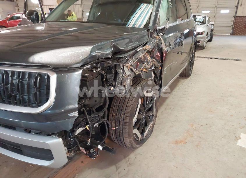 Photo 17 of 2024 Kia Telluride EX (VIN 5XYP3DGC8RG476565)
