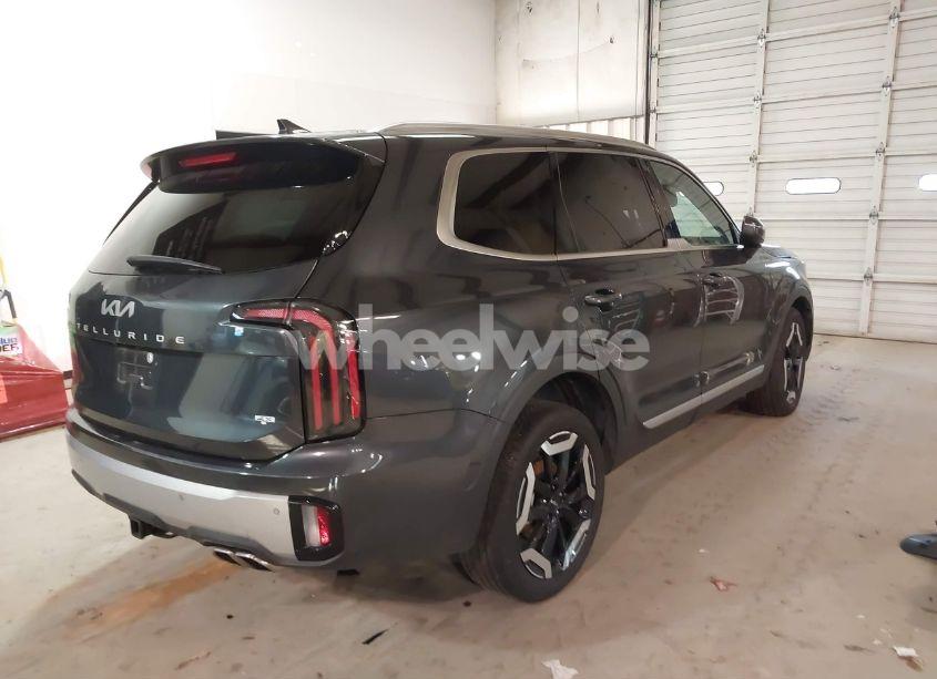 Photo 4 of 2024 Kia Telluride EX (VIN 5XYP3DGC8RG476565)