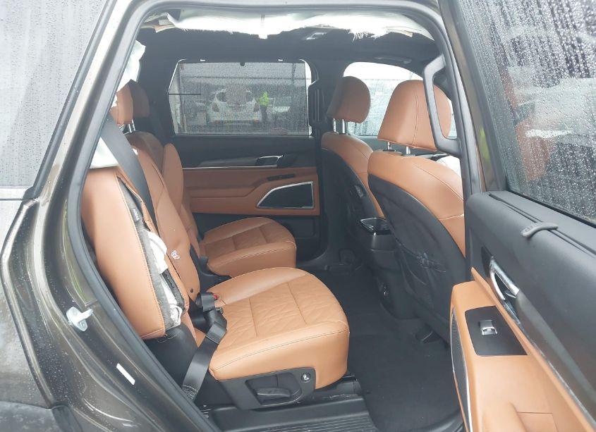 Photo 8 of 2023 Kia Telluride EX X-LINE (VIN 5XYP3DGC9PG349711)