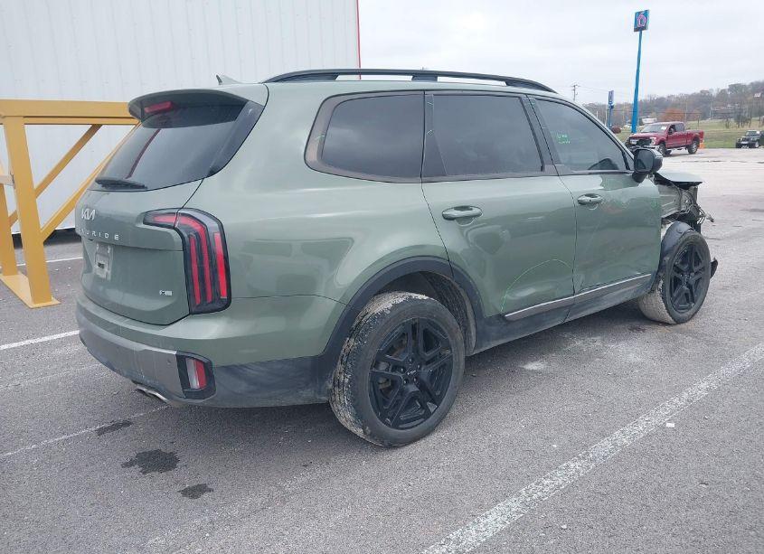 Photo 4 of 2023 Kia Telluride EX X-LINE (VIN 5XYP3DGC9PG375984)