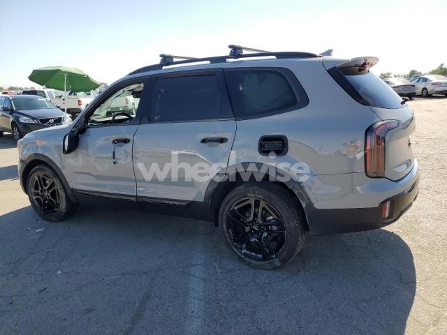 Photo 4 of 2024 KIA TELLURIDE EX (VIN 5XYP3DGCXRG441882)