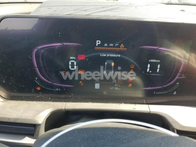 Photo 5 of 2024 KIA TELLURIDE EX (VIN 5XYP3DGCXRG441882)