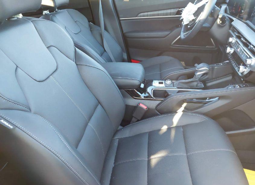 Photo 5 of 2024 Kia Telluride EX (VIN 5XYP3DGCXRG523515)