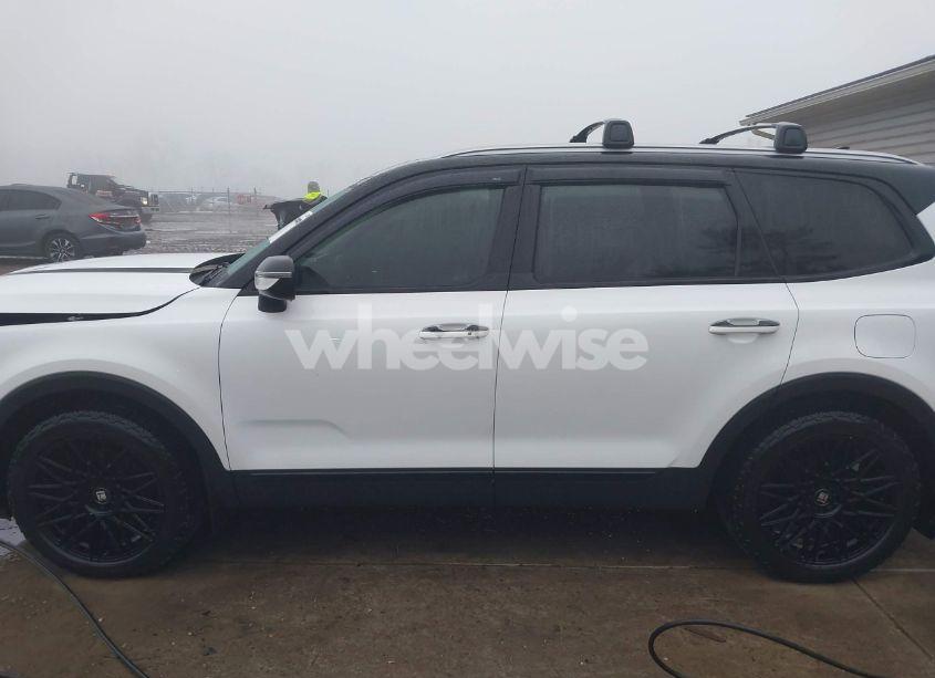 Photo 14 of 2020 Kia Telluride EX (VIN 5XYP3DHC2LG039778)