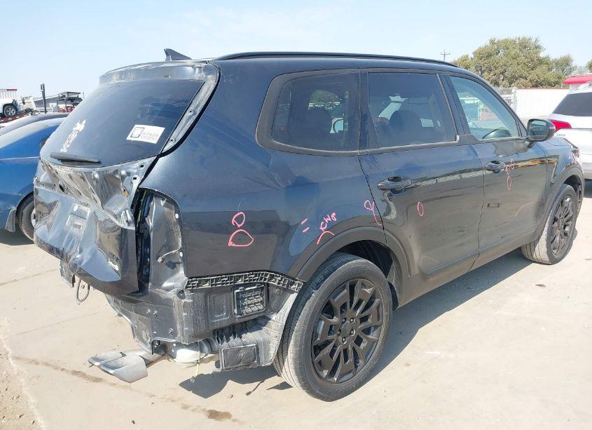 Photo 4 of 2021 Kia Telluride EX (VIN 5XYP3DHC2MG191416)