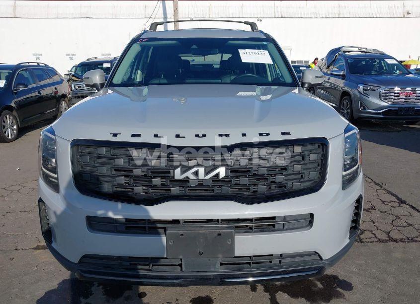 Photo 6 of 2022 Kia Telluride EX (VIN 5XYP3DHC2NG274491)