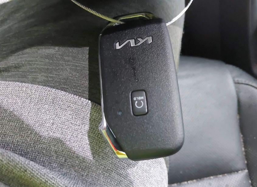 Photo 11 of 2022 Kia Telluride EX (VIN 5XYP3DHC2NG283157)