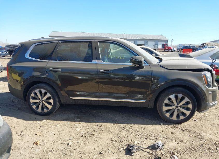 Photo 14 of 2022 Kia Telluride EX (VIN 5XYP3DHC2NG283157)