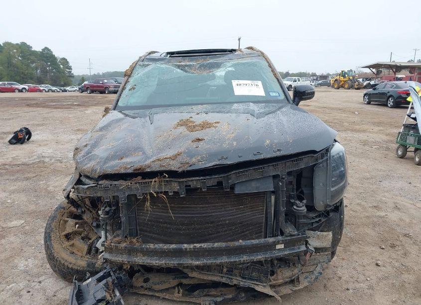 Photo 6 of 2021 Kia Telluride EX (VIN 5XYP3DHC3MG103795)