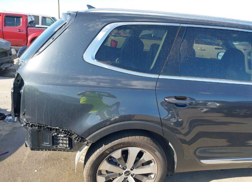 Photo 18 of 2022 Kia Telluride EX (VIN 5XYP3DHC3NG317817)