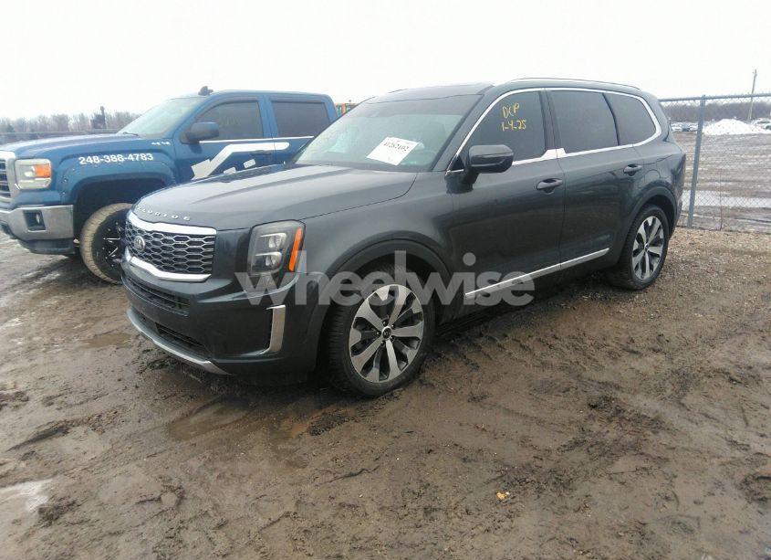 Photo 2 of 2021 Kia Telluride EX (VIN 5XYP3DHC4MG116989)