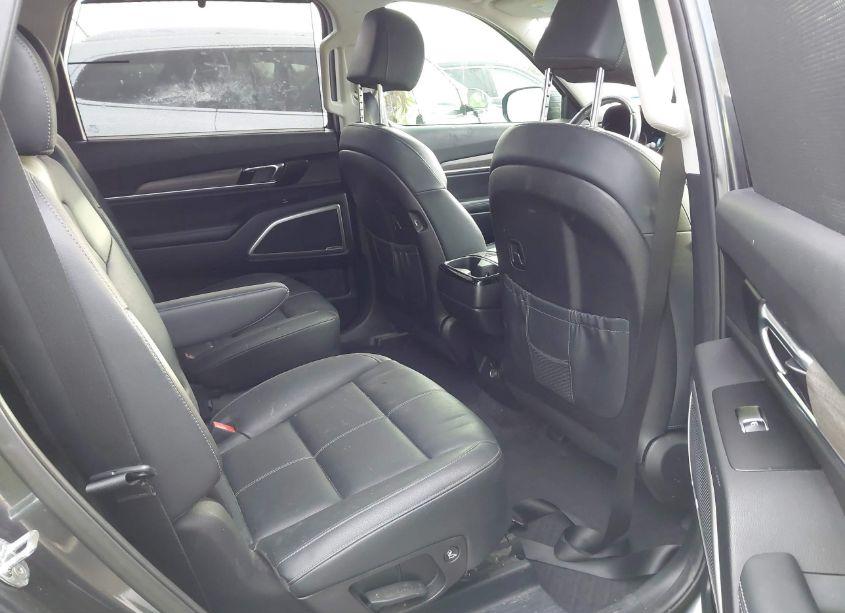 Photo 8 of 2022 Kia Telluride EX (VIN 5XYP3DHC4NG227057)