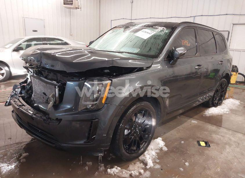 Photo 2 of 2022 Kia Telluride EX (VIN 5XYP3DHC4NG247566)